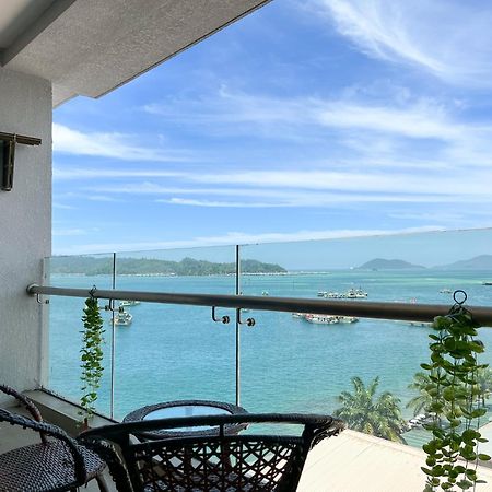 Pelagos Oceanus Waterfront Seaview Homestay Kota Kinabalu Ngoại thất bức ảnh