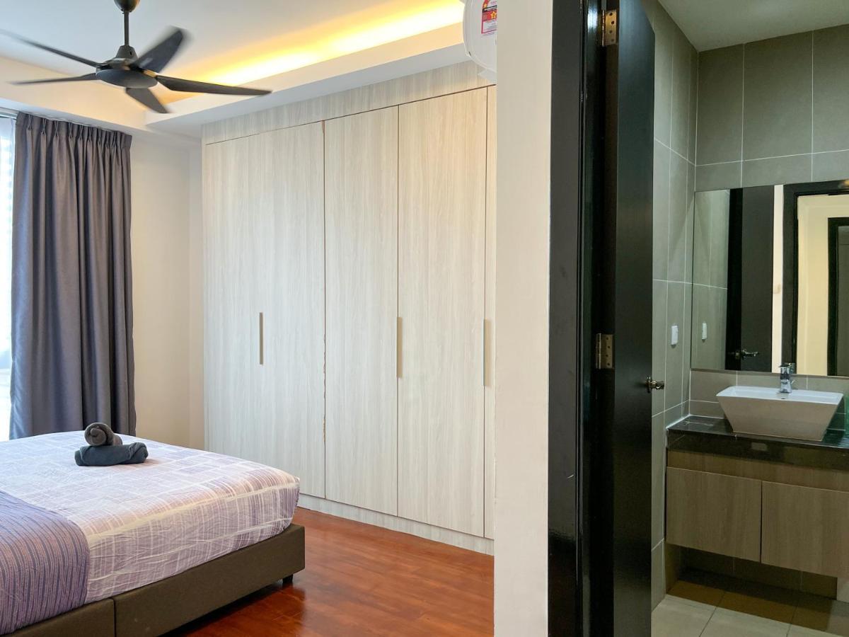 Pelagos Oceanus Waterfront Seaview Homestay Kota Kinabalu Ngoại thất bức ảnh