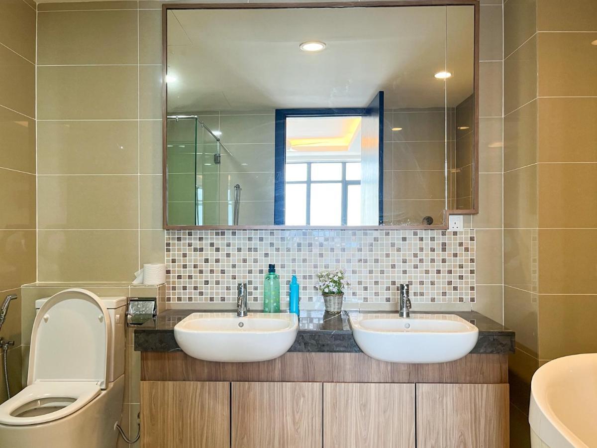 Pelagos Oceanus Waterfront Seaview Homestay Kota Kinabalu Ngoại thất bức ảnh